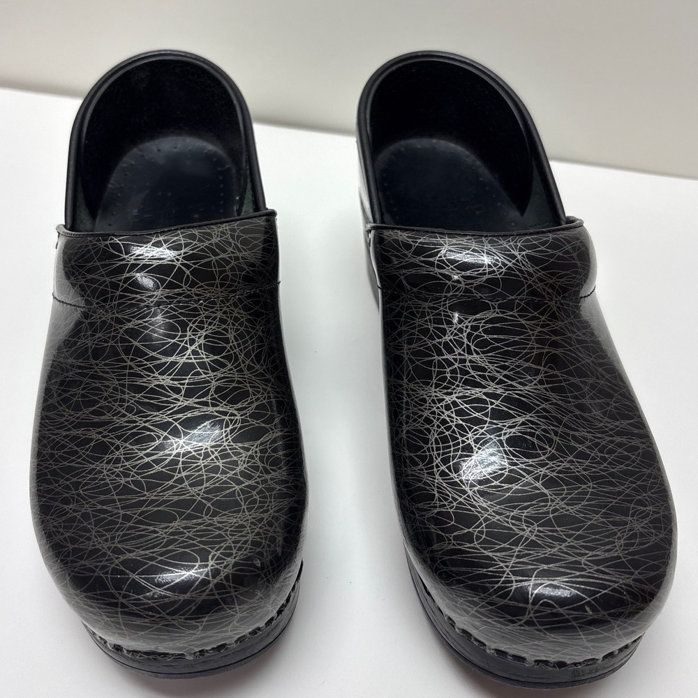 Dansko Professional Clogs Black Silver Wired Patent Leather Shoes Womens 36